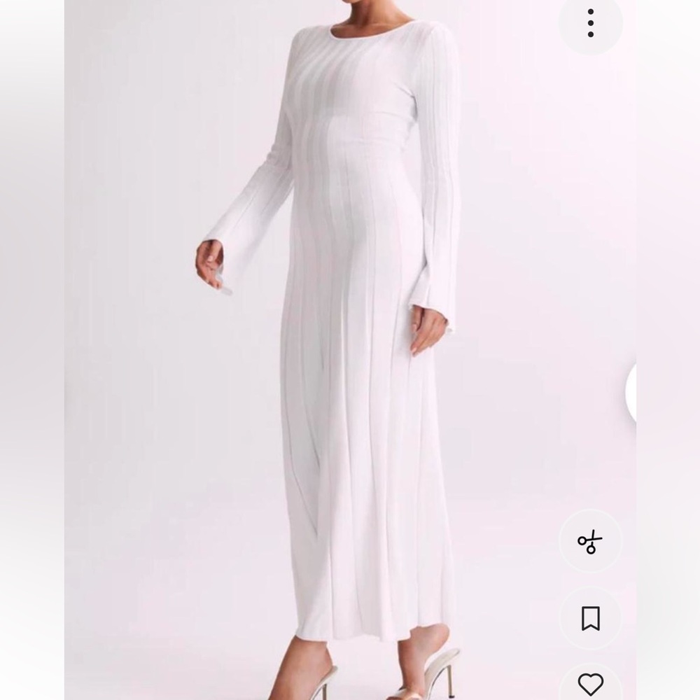 Elegant White Maxi Skirt